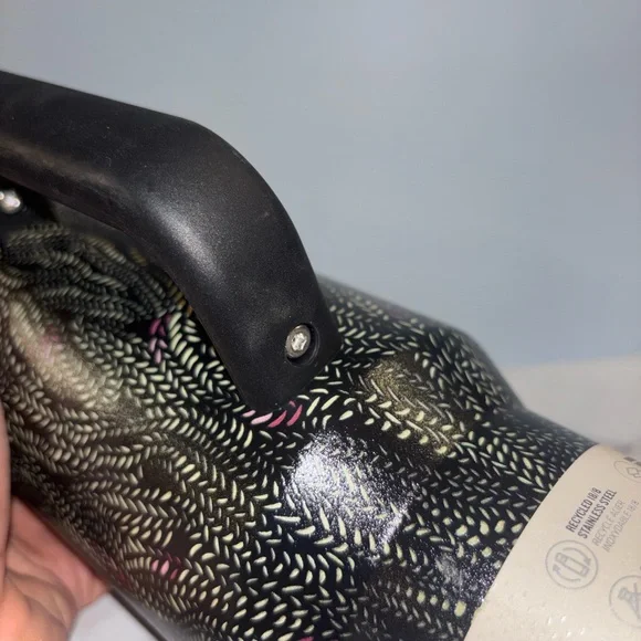 Stanley x Calia 40oz Quencher H2.0 Black Confetti Tumbler NWT - Picture 9 of 9